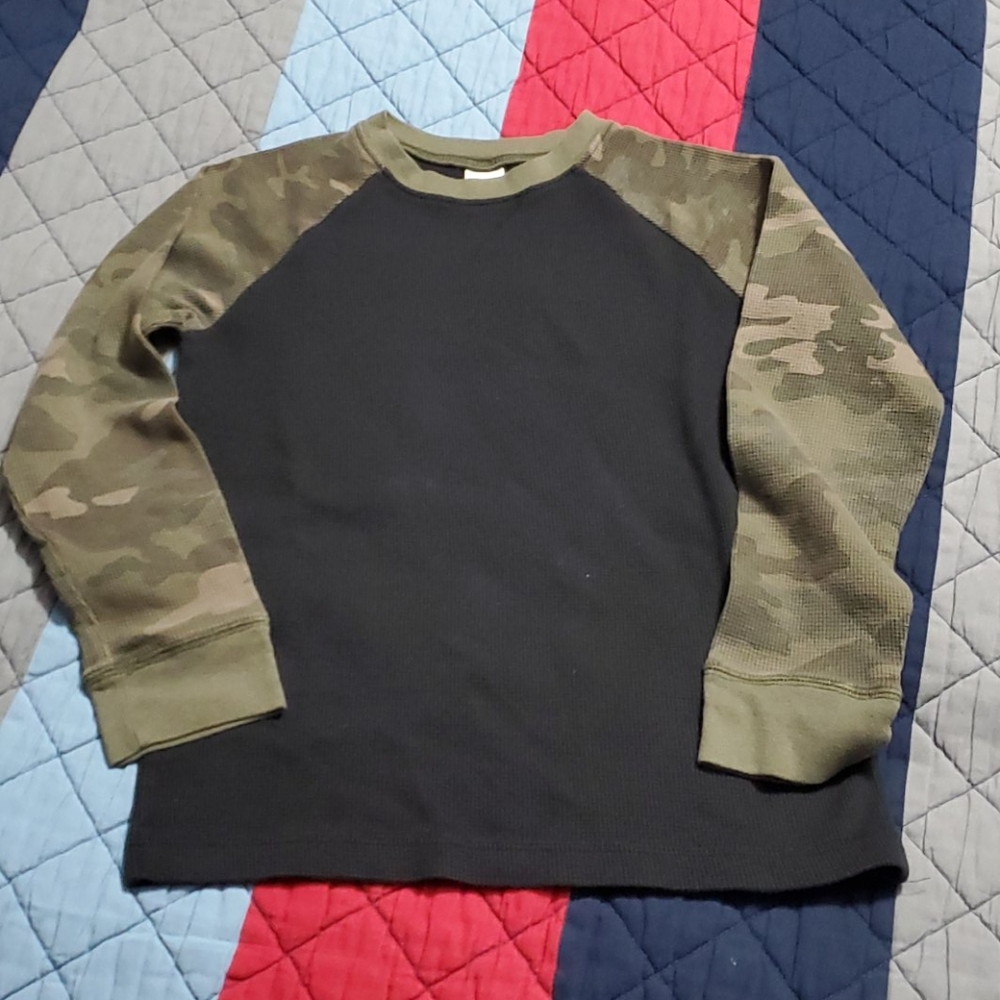 Crazy 8 Thermal Top